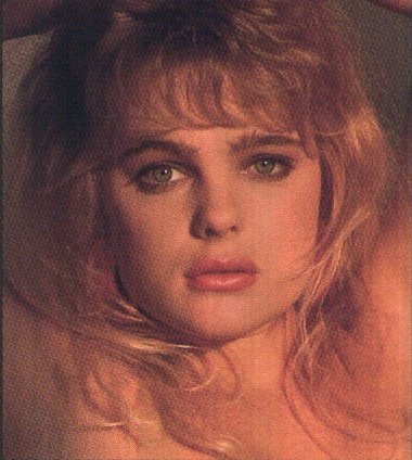 erika eleniak desperate housewives